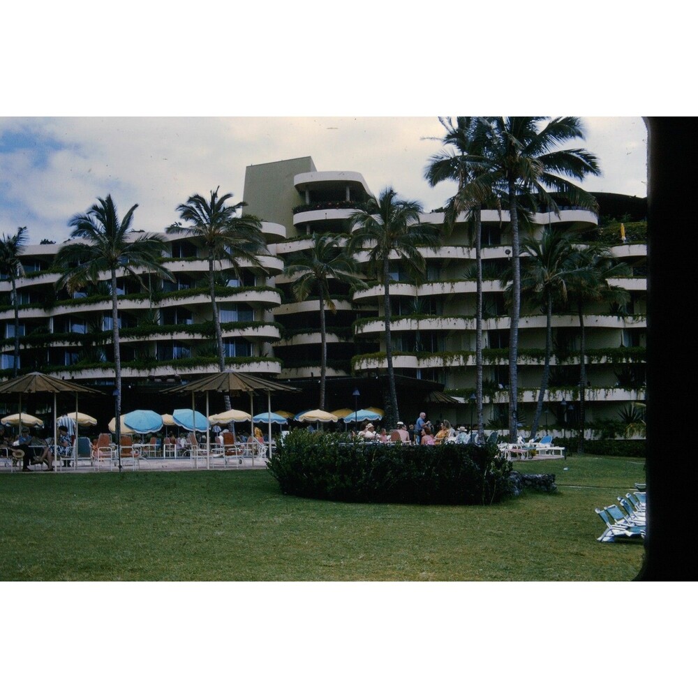 Original 1965 35mm Slide, "Hilton Hawaiian Village #2", Honolulu, Hawaii